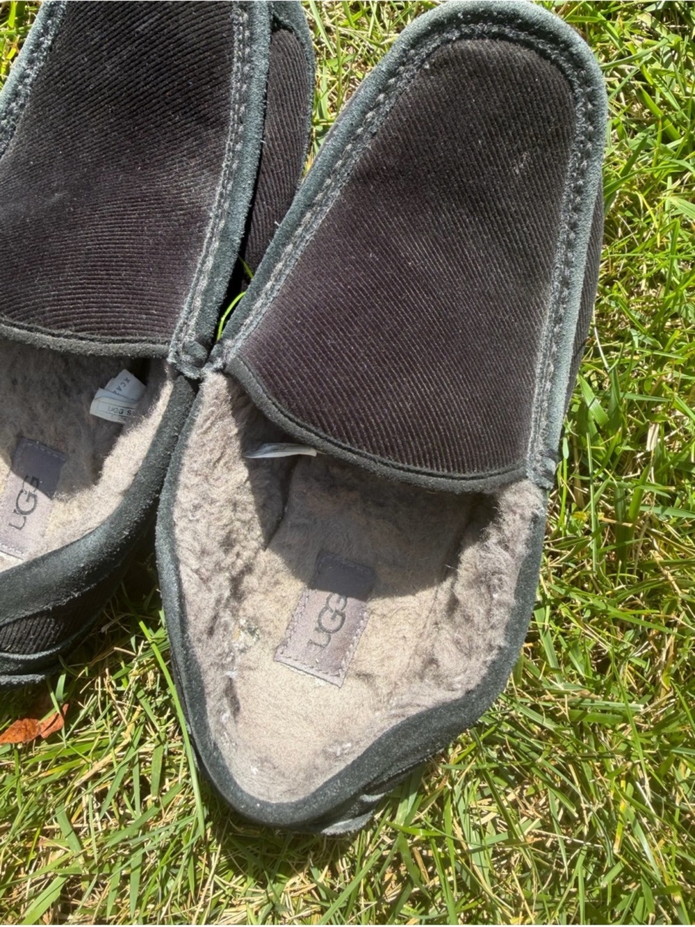 Men’s UGG Black ASCOT Loafers — Size 10 — USED - Picture 7 of 8